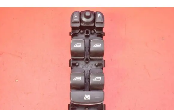 Volvo S80 Electric window control switch 30773382