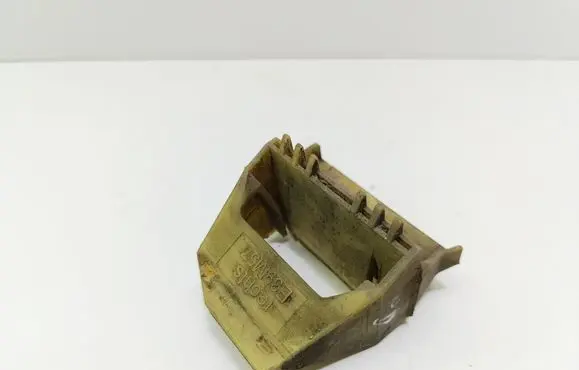 BMW 5 E39 Radiator mount bracket 2247894