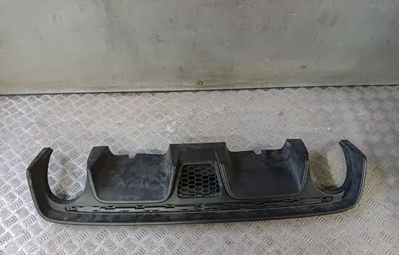 Fiat 500L Rear bumper lower part trim 735633085