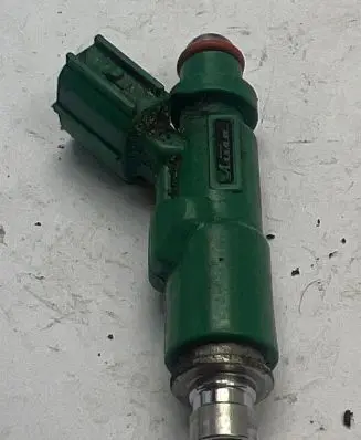Toyota Prius (XW20) Fuel injector 2325021020