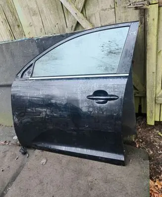 KIA Sportage Front door