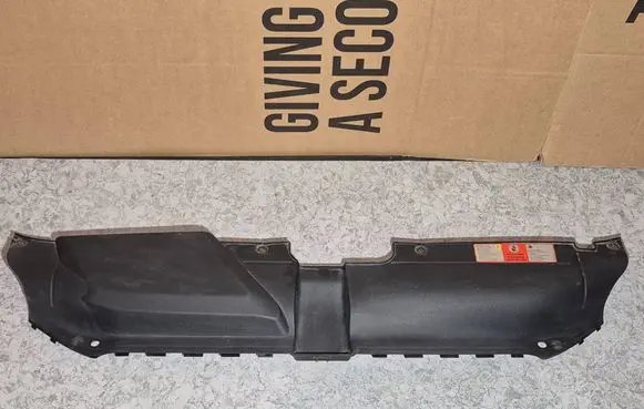Audi A4 S4 B8 8K Top upper radiator support slam panel 8K0807081