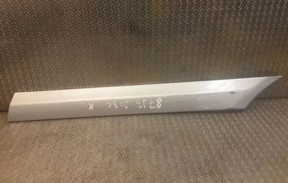 Mercedes-Benz C W203 Rear fender molding trim A2036900762 2036900762