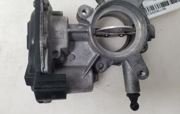 Opel Insignia A Throttle valve 05009B4265