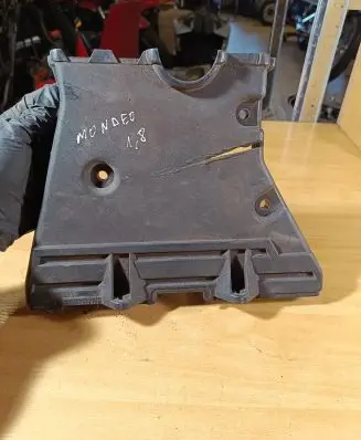 Ford Mondeo MK II Timing belt guard (cover) 938M6C069BB