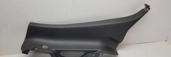Mitsubishi L200 (D) pillar trim (bottom) 
