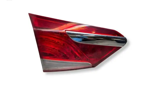 Hyundai i40 Tailgate rear/tail lights 924033Z001