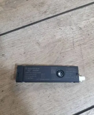 Mercedes-Benz S W222 Aerial antenna amplifier A2229055804 ZGS001 2012DJ4466