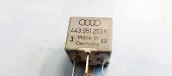 Volkswagen Golf IV Other relay 443951253K 899512000