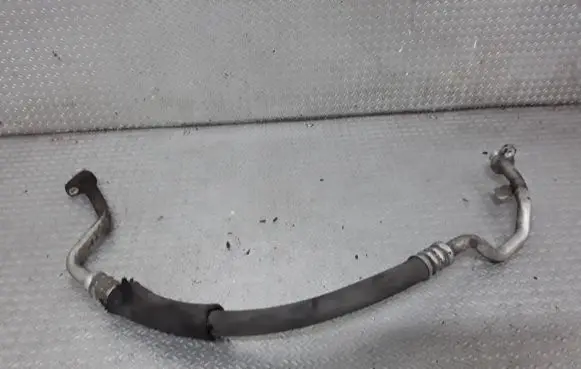 Air conditioning (A/C) pipe/hose