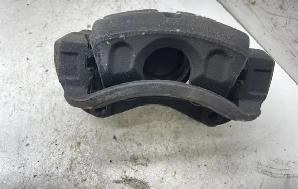 KIA Sportage Front brake caliper