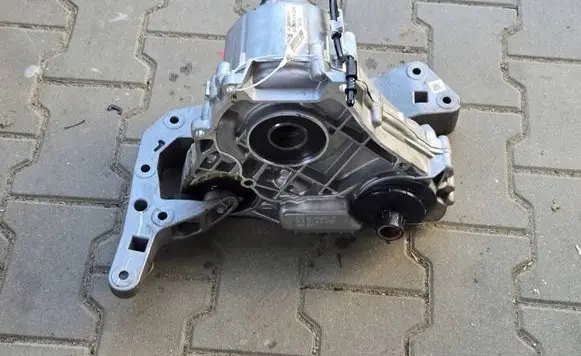 BMW X5 G05 Gearbox transfer box case 8465869 5B5E1C7