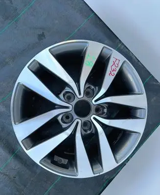 Hyundai i30 R16 alloy rim 