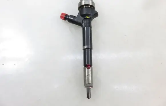 Opel Astra H Fuel injector 8973762703