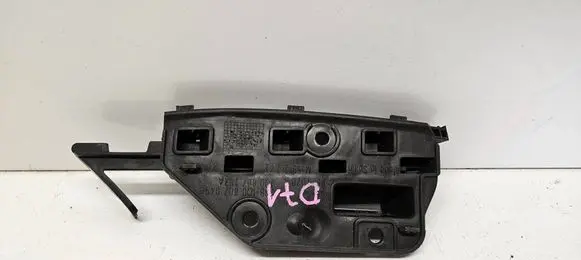 Volkswagen Eos Front bumper mounting bracket 1Q0807935A