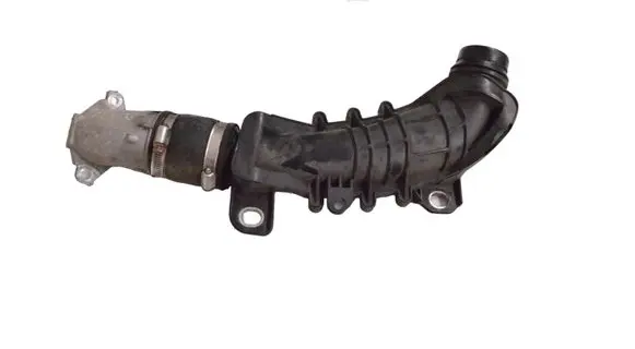 Mazda 6 Intercooler hose/pipe 4C18N