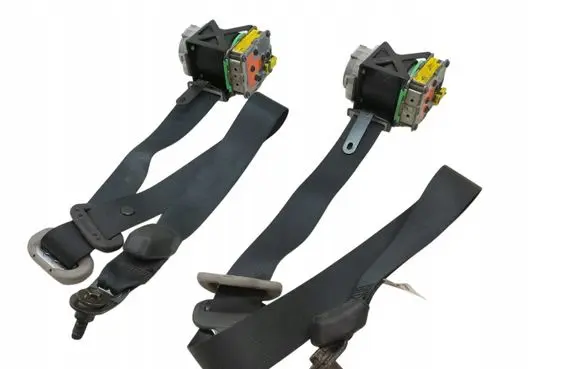 Toyota Yaris Front seatbelt 