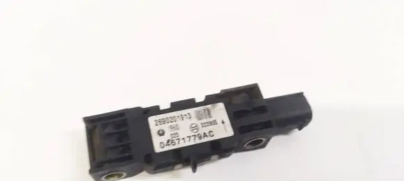 Chrysler 300 - 300C Airbag deployment crash/impact sensor 04671779AC 2690201913