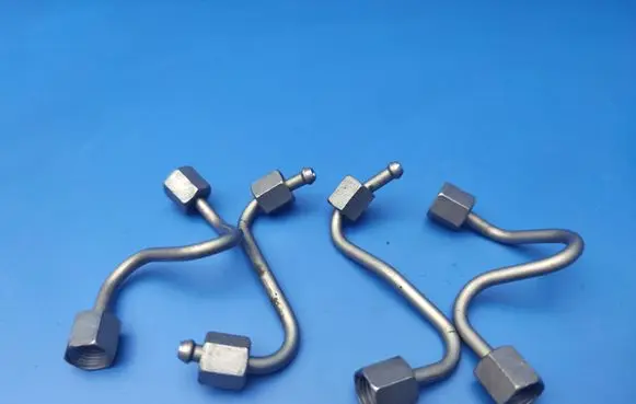 Mercedes-Benz C W205 Fuel injector supply line/pipe 