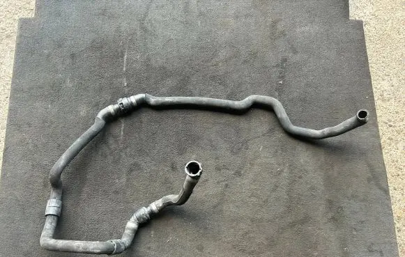 BMW X6 E71 Engine coolant pipe/hose 7591258