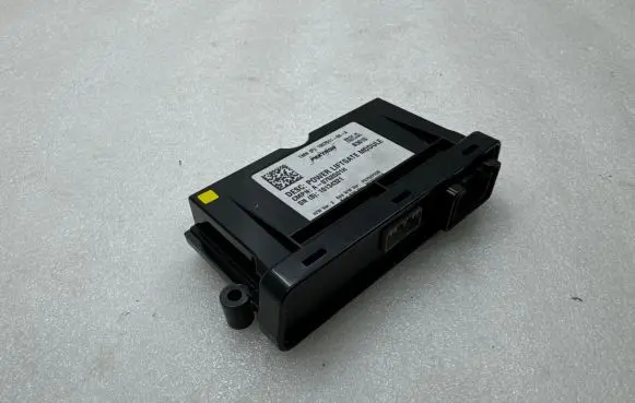 Tesla Model S Tailgate/trunk control unit/module 100751100A