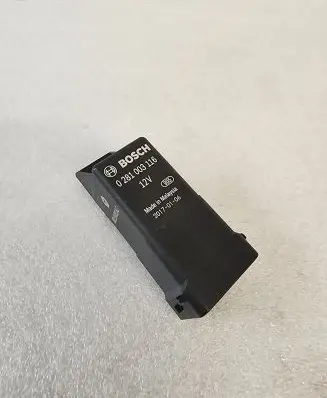 Maserati Levante Glow plug pre-heat relay 0281003116