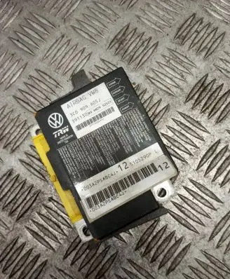 Volkswagen PASSAT B6 Airbag control unit/module 3C0909605J