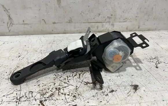 Honda FR-V Rear seatbelt 6042163A2