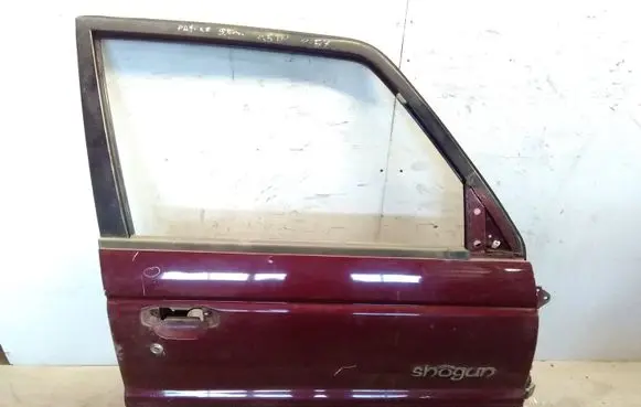 Mitsubishi Pajero Front door