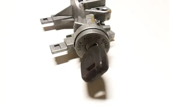 Mitsubishi Outlander Ignition lock SLM7A