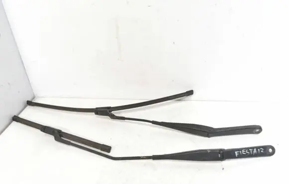 Ford Fiesta Front wiper blade arm 8A6117526BE