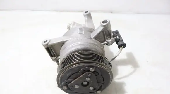 Peugeot 108 Air conditioning (A/C) compressor (pump)