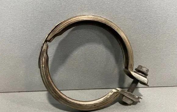 BMW 3 E92 E93 Muffler pipe connector clamp 7620508