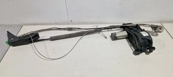 Peugeot 1007 Front door lock motor 968050808001