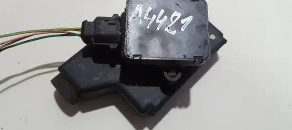Accelerator throttle pedal
