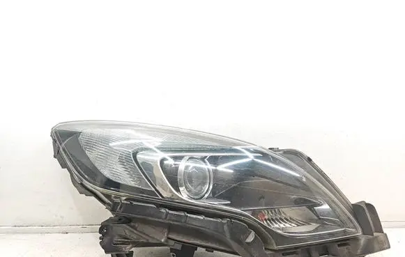 Opel Zafira C Headlight/headlamp 13399863