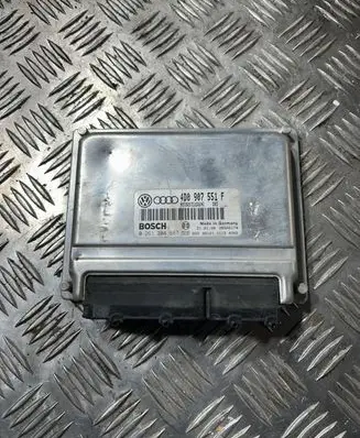 Volkswagen PASSAT B5 Engine control unit/module 4D0907551F 0261204687 26SA5104