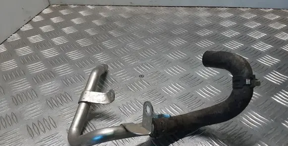 Toyota Hilux VIII Engine coolant pipe/hose