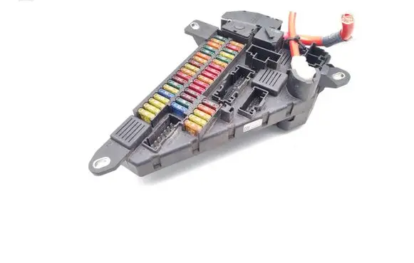 BMW 5 E60 E61 Fuse module 6906618 518890017