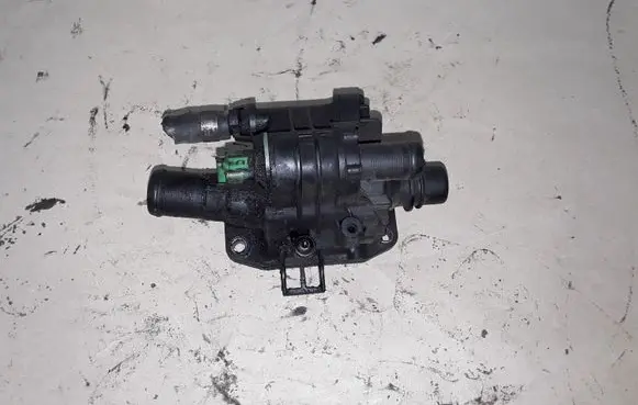 Volvo S40 Engine coolant pipe/hose 9647767180