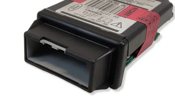 Ford Mondeo MK IV Light module LCM 7S7113K031AG