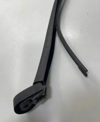 BMW 5 F10 F11 Rear wiper blade 4280793