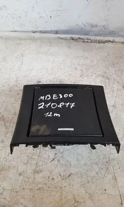 Mercedes-Benz E W212 Ashtray (front) 2126803850