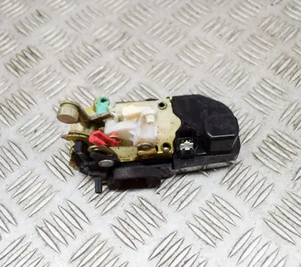 Jeep Grand Cherokee (WK) Rear door lock