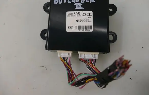 Mitsubishi Outlander Other control units/modules 8637A695