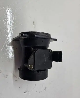 Audi A6 S6 C5 4B Mass air flow meter 078133471E