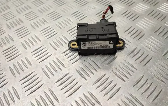 Volkswagen Touareg II ESP acceleration yaw rate sensor 7P0907652