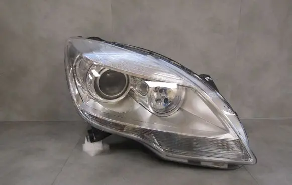 Mercedes-Benz R W251 Headlight/headlamp A2518202861