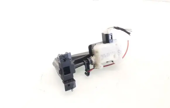 Fuel tank cap lock motor