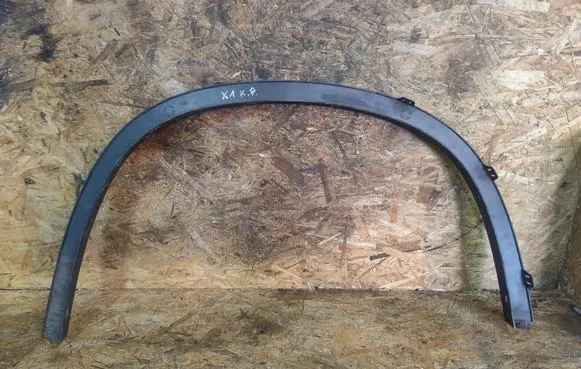 BMW X1 E84 Front arch trim 2990165 14204611